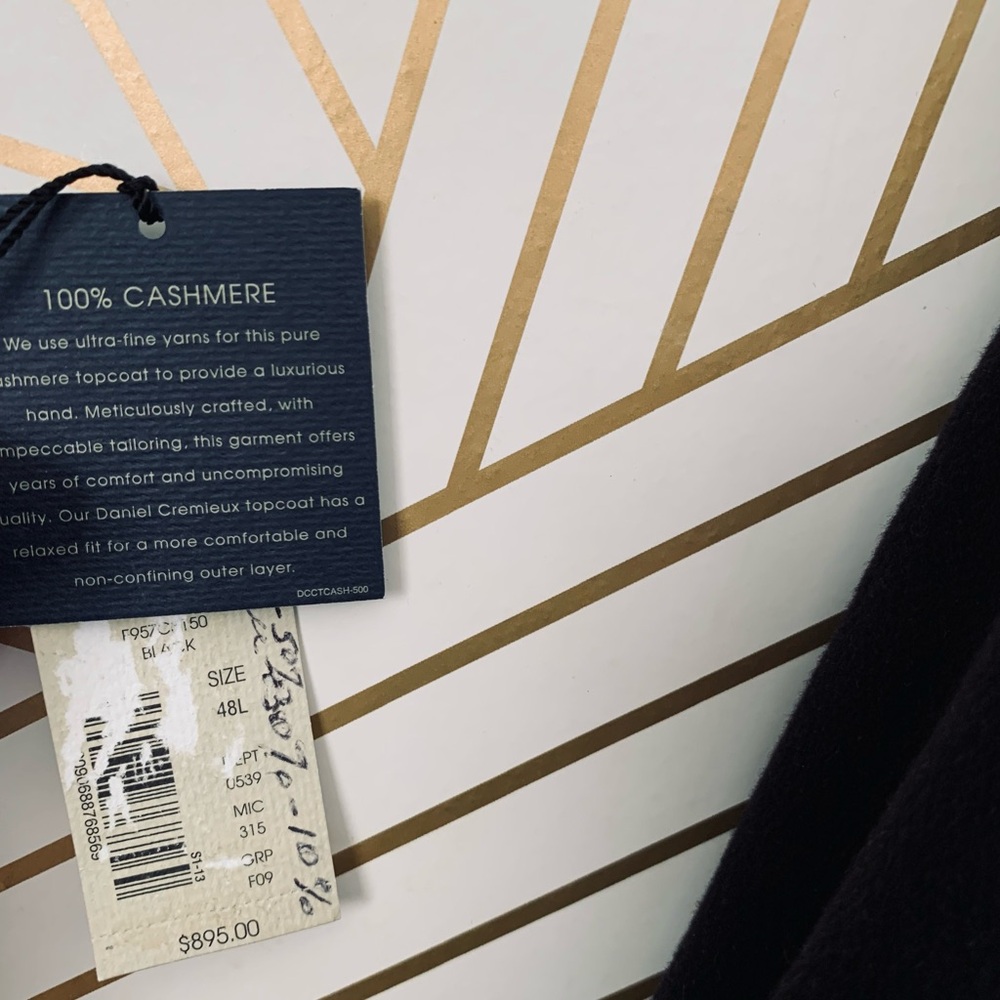 Daniel Cremieux 100% Cashmere Top Coat Overcoat 
Peacoat black 48L for Dillards - Picture 7 of 12